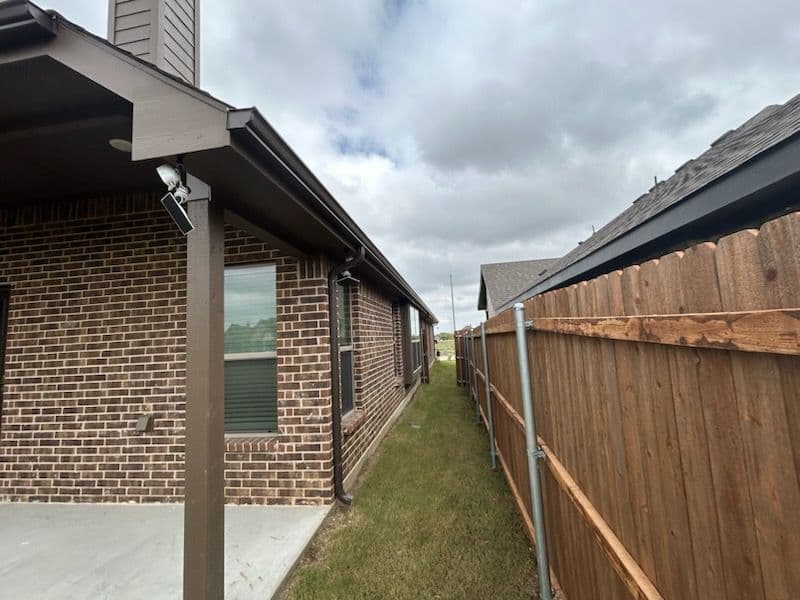 Gallery photos for Professional Gutter Installation in Crowley TX: Image #2