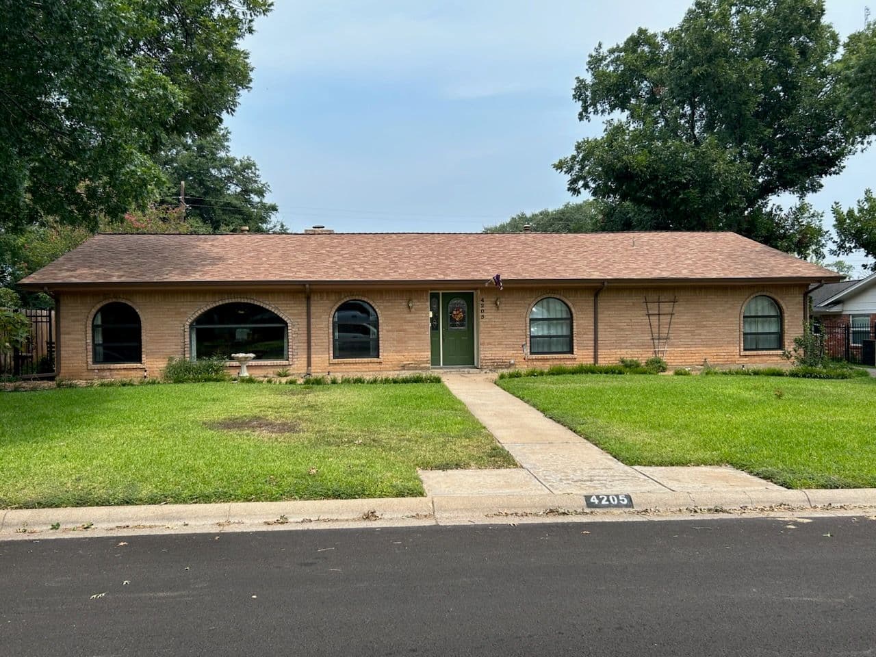 Gutter Installation Transformation in Benbrook image