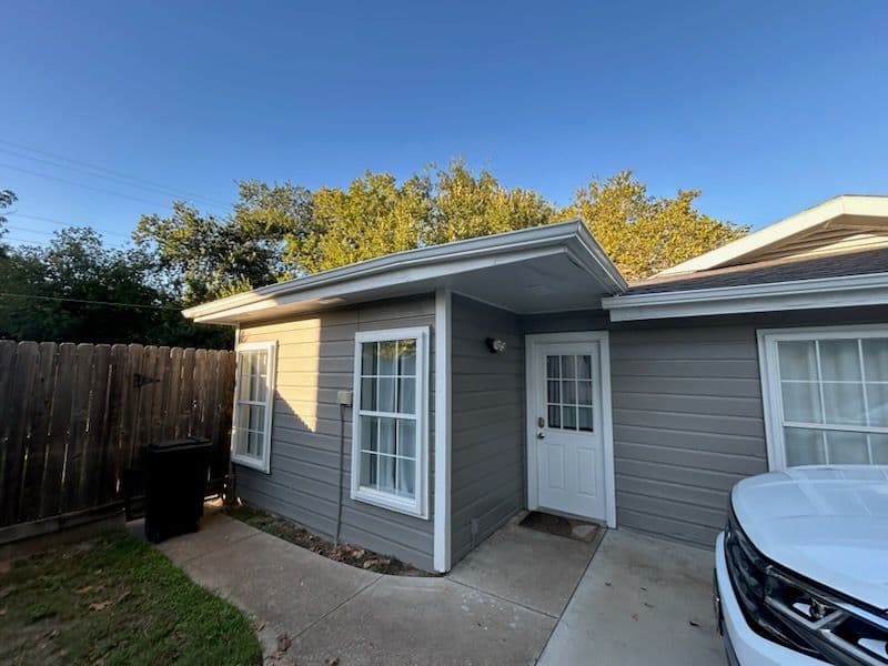 Gallery photos for Sleek Gutter Installation in Weatherford: Image #3