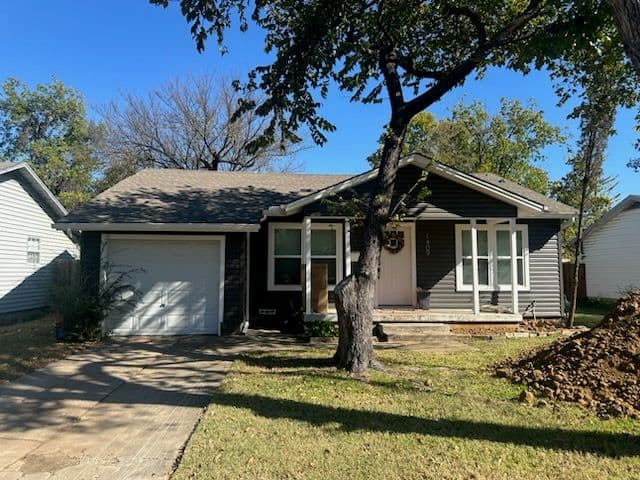Project Siding and Gutter Revamp in Arlington TX image