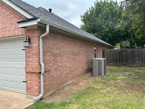 Gallery photos for Gutter Installation Success in Fort Worth: Image #2