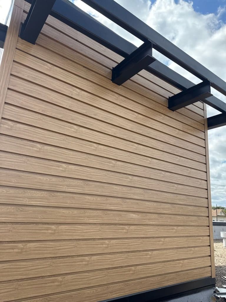 Gallery photos for Commercial Siding Transformation in Boyd: Image #2