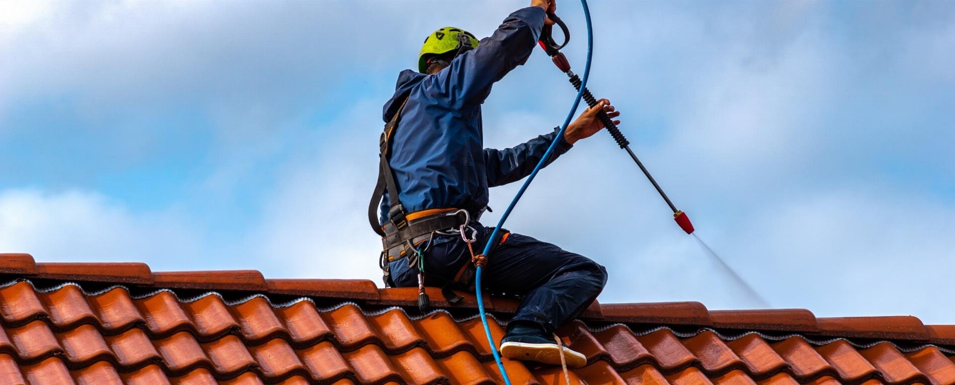 Expert Gutter and Home Exterior Cleaning Services